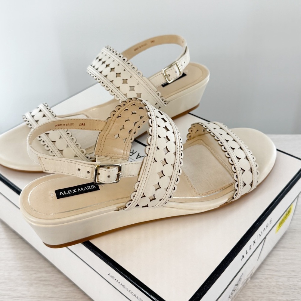 Alex Marie Elsa cloud white Wedge Sandals size 9 women’s - Picture 12 of 14